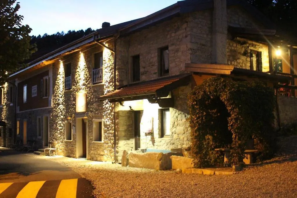 Lantgård Agriturismo La Nevera Lanzo dʼIntelvi Italien