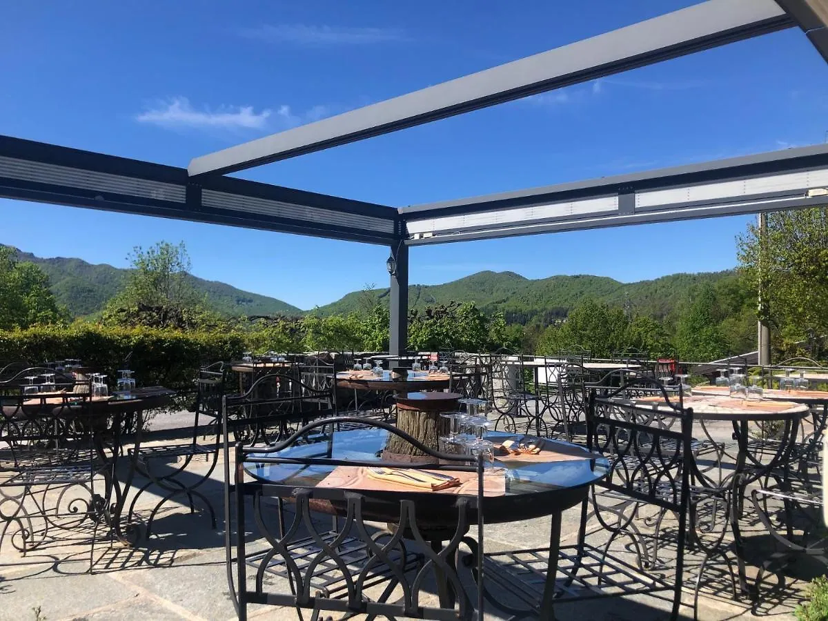 Agriturismo La Nevera Lanzo dʼIntelvi Lantgård