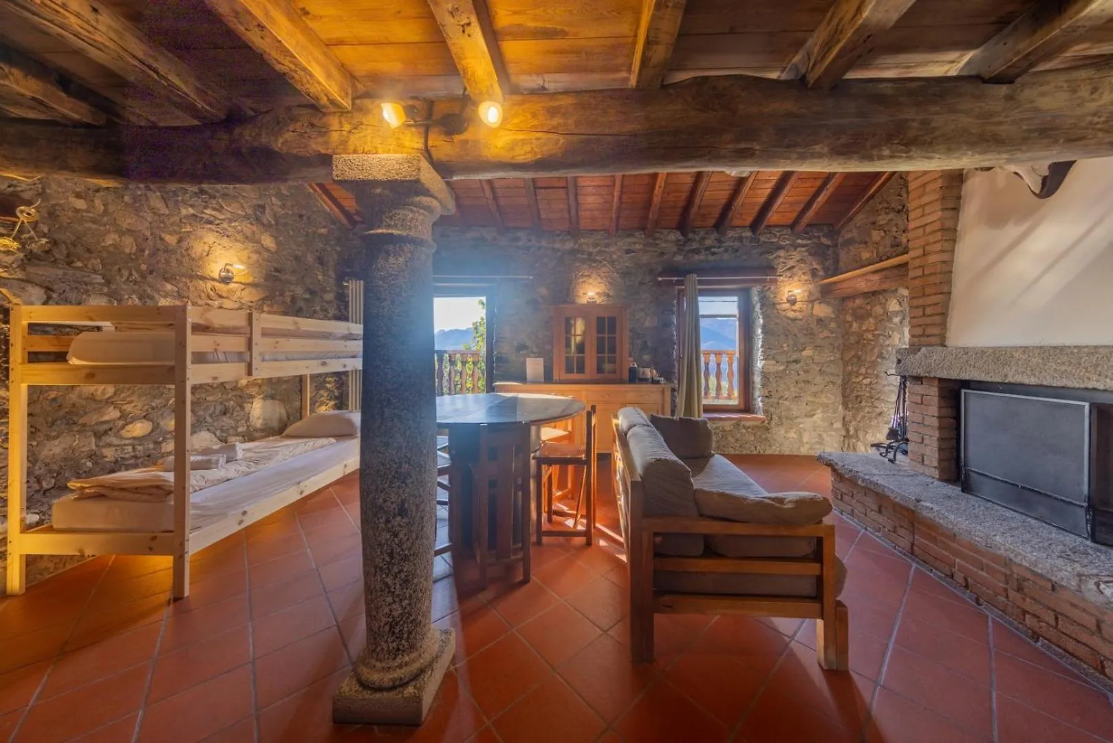 Agriturismo La Nevera Lanzo dʼIntelvi Bauernhof